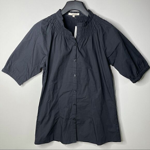 La Made black button down blouse top tunic size medium NWOT - Picture 2 of 7